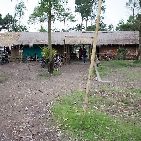 Hotel Papandayan Camping Ground Cileuleuy Exterior foto